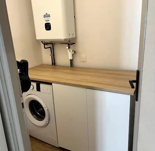 Flat 아파트 Tombeboeuf